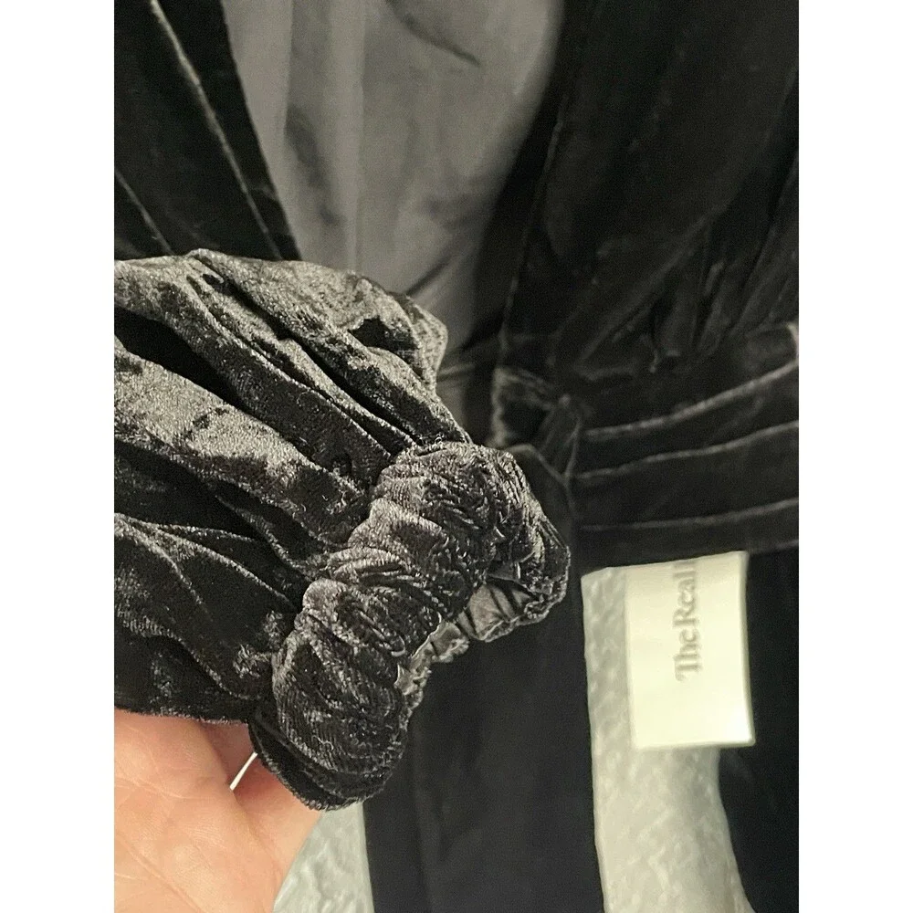 90’s Vintage Luxurious Designer Crushed Black Velvet Tie Front Crop Top